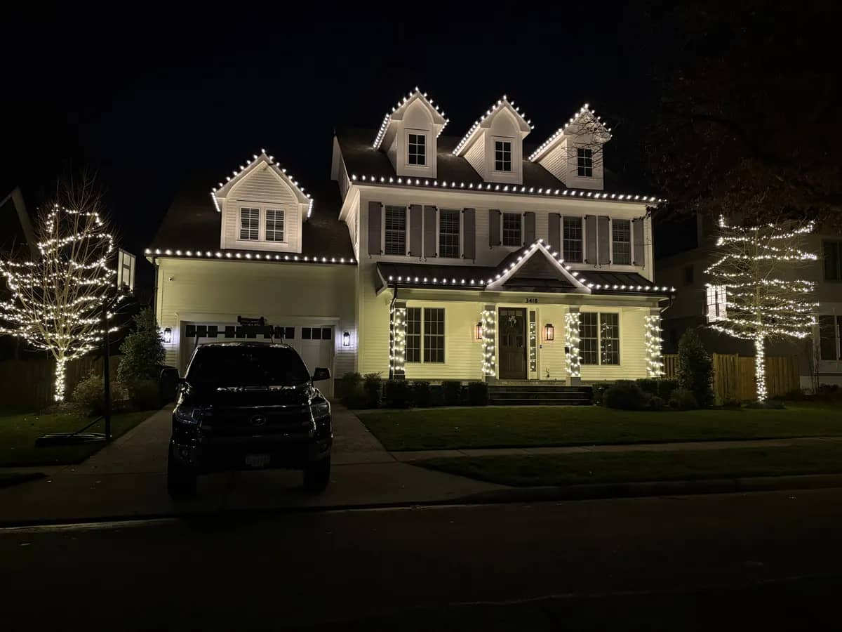 Christmas light installation in Travilah, Maryland by Light DMV — professional holiday lighting service