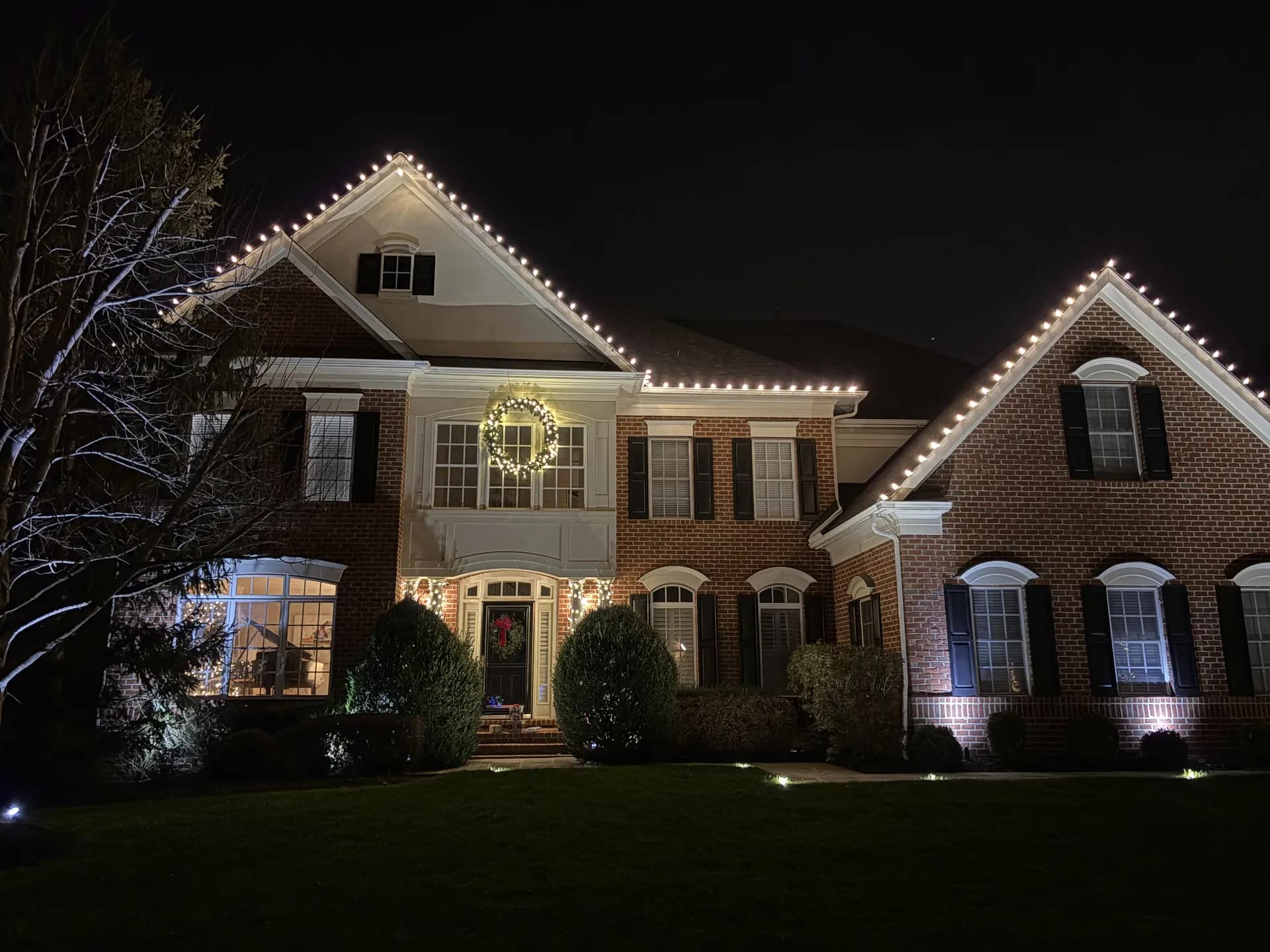 Christmas light installation in Leesburg, Virginia by Light DMV — professional holiday lighting service