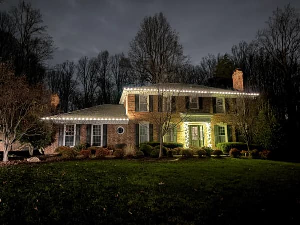 Christmas light installation in Fairfax, Virginia by Light DMV — professional holiday lighting service