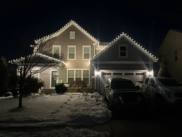 Christmas light installation in Fairfax, Virginia by Light DMV — professional holiday lighting service