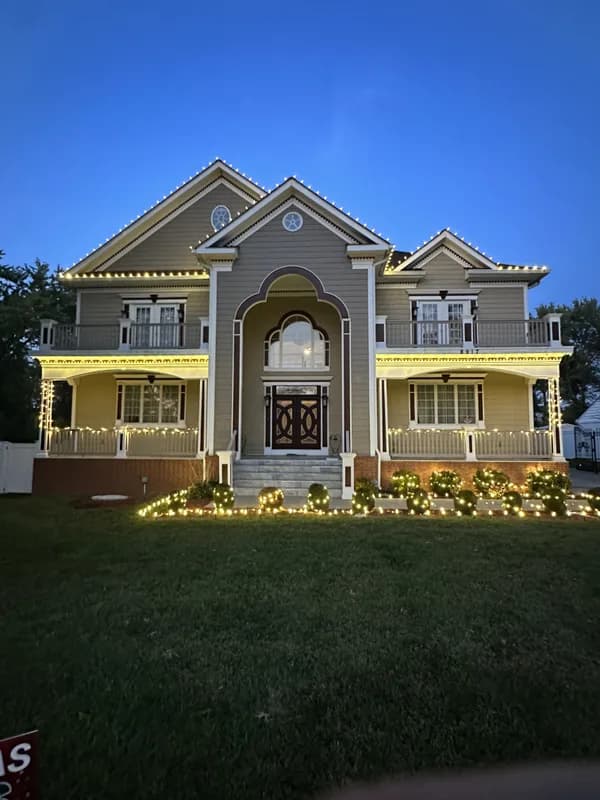 Christmas light installation in Fairfax, Virginia by Light DMV — professional holiday lighting service