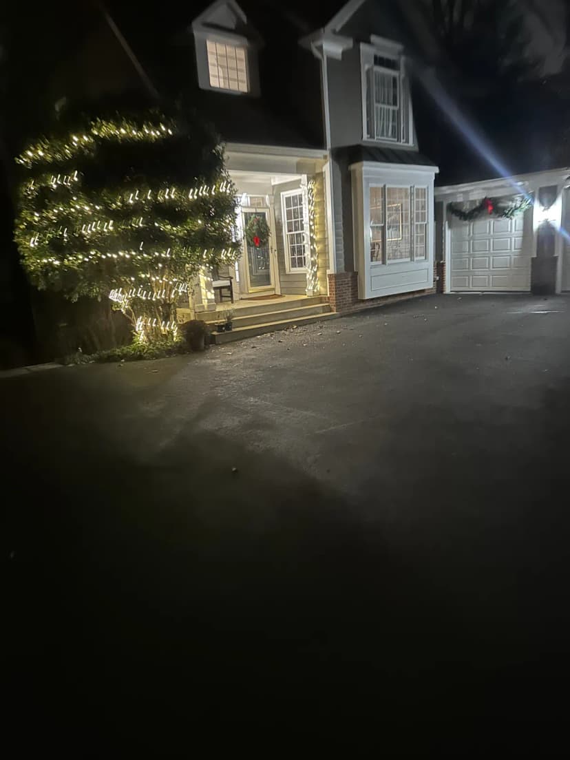 Christmas light installation in Herndon, VA — LightDMV