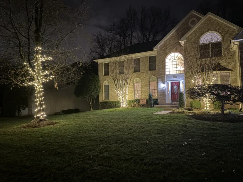 Christmas light installation in Herndon, Virginia by Light DMV — professional holiday lighting service