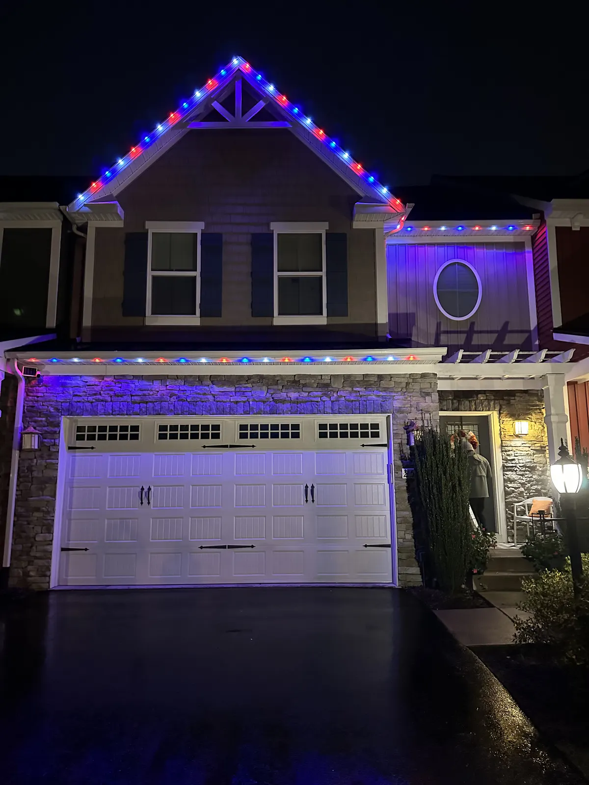 Permanent LED roofline lighting in Leesburg, VA by Light DMV — color-stable LED roofline