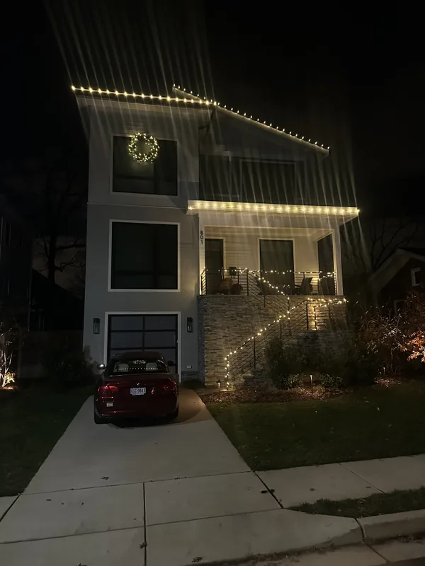 Christmas light installation in Arlington, VA — LightDMV