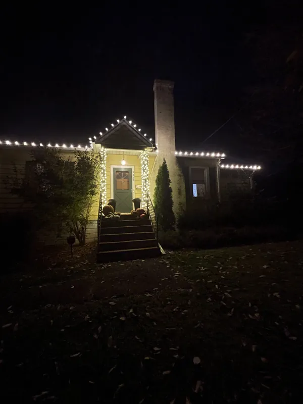 Christmas light installation in Ashburn, VA — LightDMV