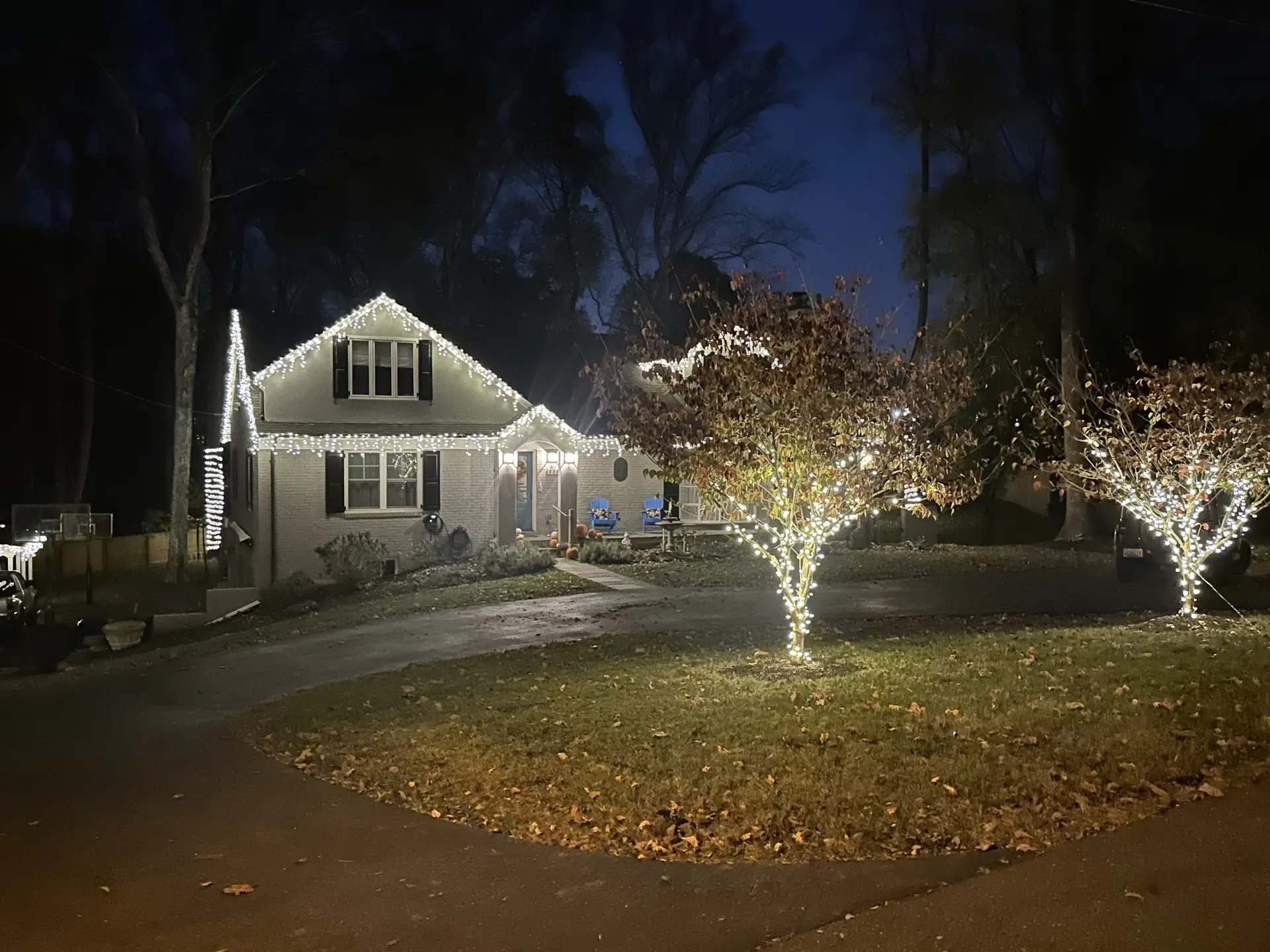 Christmas light installation in Bethesda, MD — LightDMV