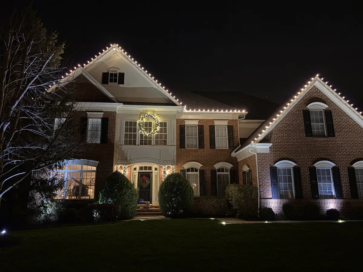 Christmas light installation in Leesburg, VA — LightDMV