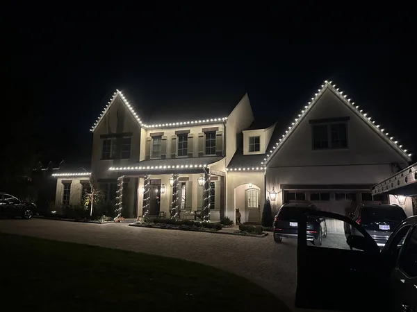Christmas light installation in Silver Spring, MD — LightDMV